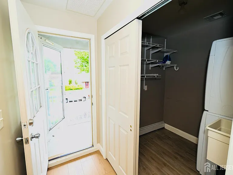 11 Baxter Rd — Photo 22