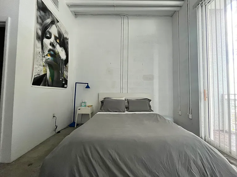 444 NE 30th St #1102 — Photo 5