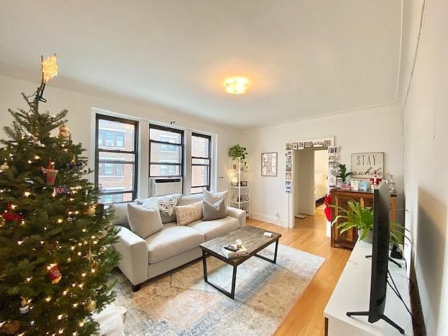 1st image of 141 Englewood Ave #U31