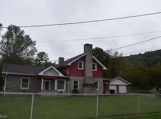 52135 Home St, Saint Clairsville, OH 43950