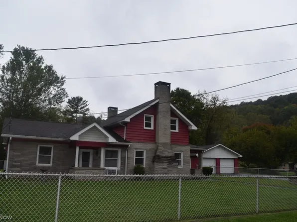 52135 Home St, Saint Clairsville, OH 43950