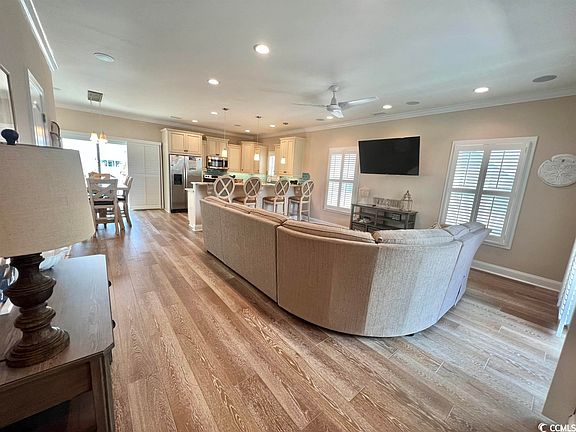 3rd image of 141 Garden City Retreat Dr. #Ocean Blue