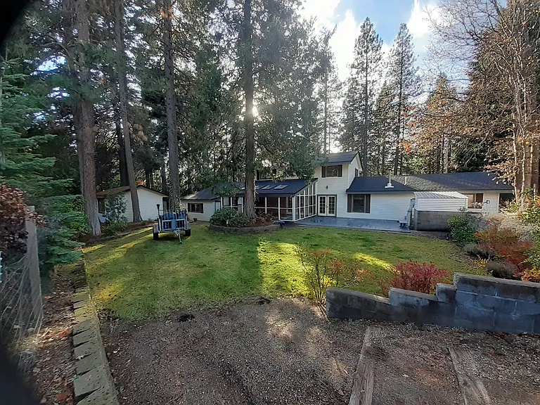 1843 Highland Dr — Photo 10