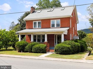 323 S 2nd St, Mc Connellsburg, PA 17233