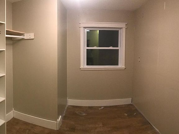 4th image of 360 Lockwood Dr