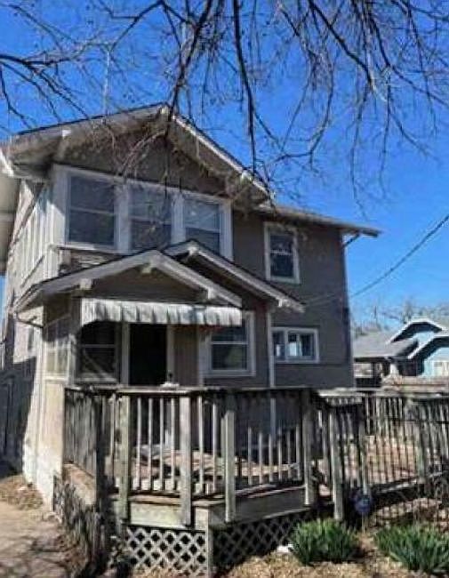 2nd image of 366 N Rutan St