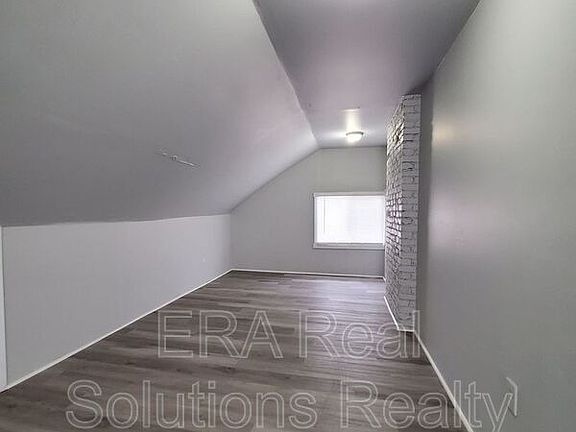 2nd image of 160 Midland Ave