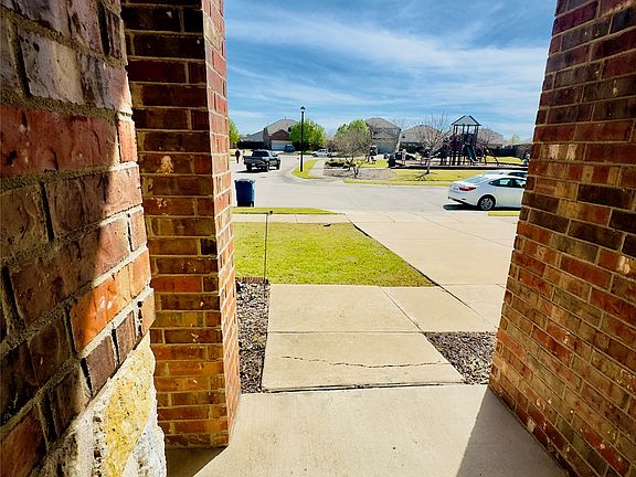 2nd image of 1508 Wild Rye Cir