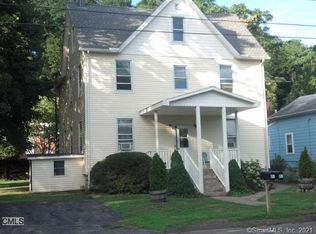27 Park Ave, Derby, CT 06418