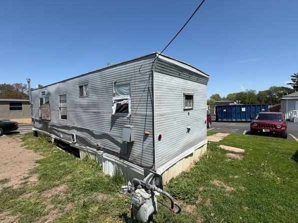 2825 SE 14th St #14, Des Moines, IA 50320