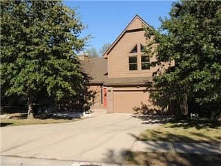 1st image of 2809 S Victoria Lane Dr