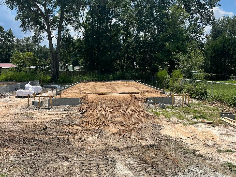 2nd image of 30 Eckie Dr