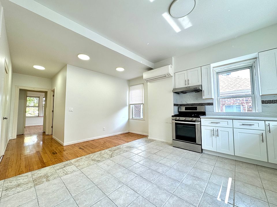 1st image of 16 Vulcan St #2F