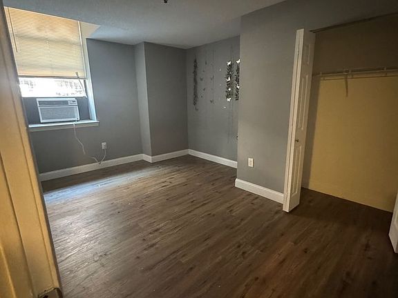 5th image of 122 Chestnut St APT 5