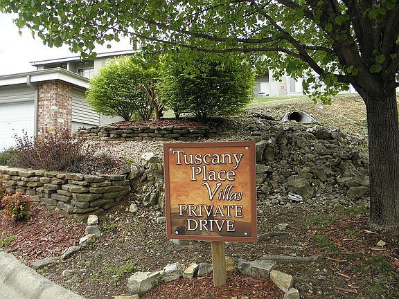 Tuscany Place Villas