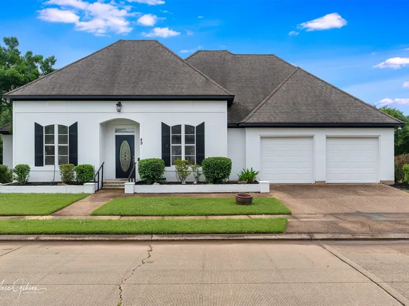 49 Turnbury Dr, Bossier City, LA 71111
