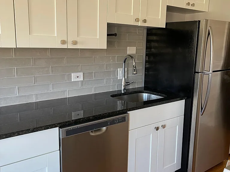 663-417 W Grace St #663-417 — Photo 7