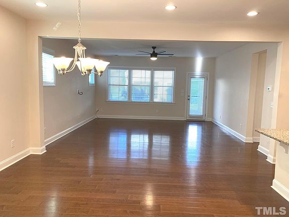 5th image of 1148 Premier Key Dr