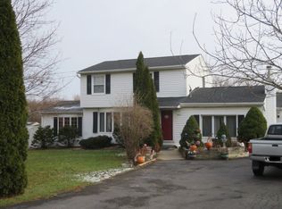 4651 Porter Center Rd, Lewiston, NY 14092