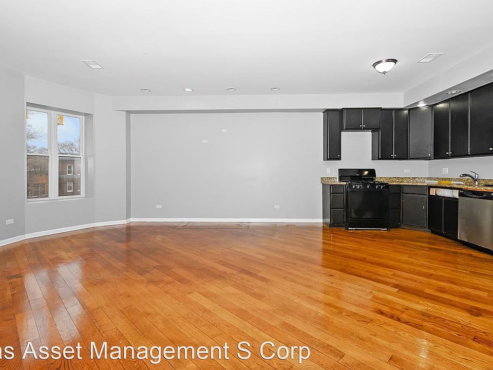 1st image of 6631 S Woodlawn Ave #3N