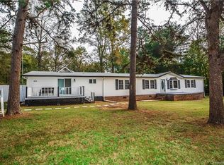 495 Elmwood Rd, Statesville, NC 28625