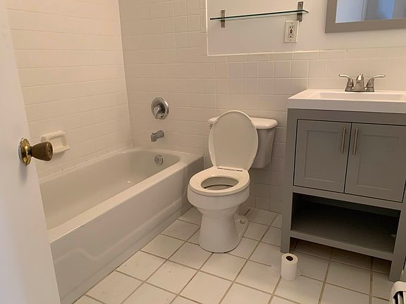 5th image of 130 W 117th St #15