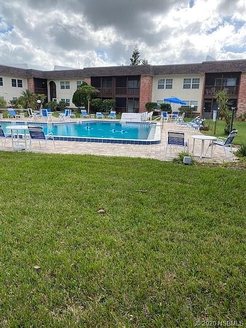 2nd image of 3800 Saxon Dr #C-43
