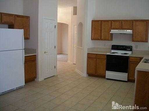 5th image of 14142 Fish Eagle Dr E