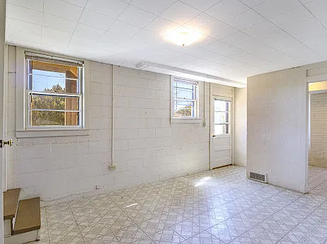 916 Bailey St — Photo 23
