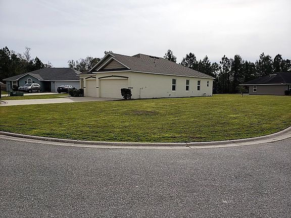 3rd image of 110 Cedar Circle Dr