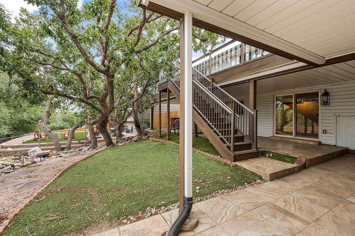 Building Photo - 4875 Garden Trl