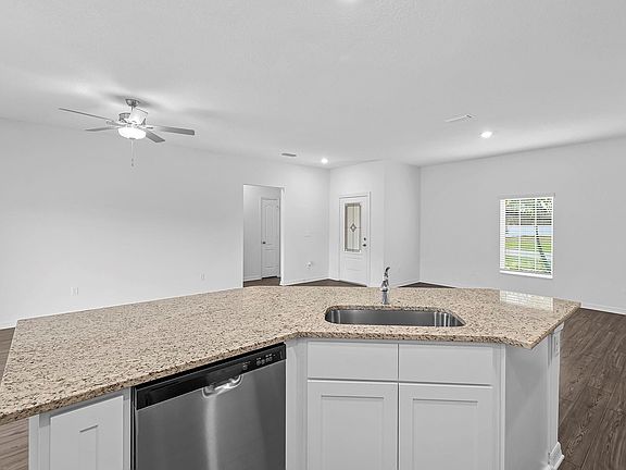 5th image of 1431 SW Becker Road