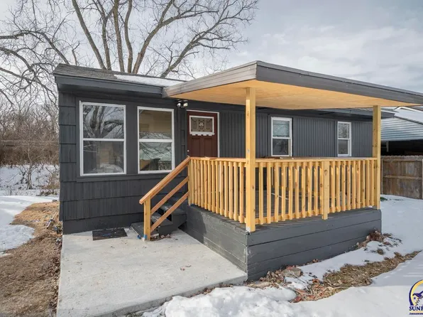 3539 SE Humboldt St, Topeka, KS 66605