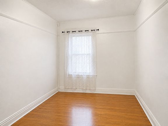 4th image of 1817 Amethyst St Floor 2