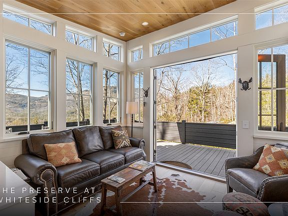 3rd image of 111 Moonstone Loop