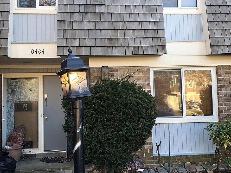 2nd image of 10404 Kardwright Ct