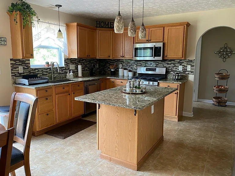 Shawnee Ridge Dr — Photo 4