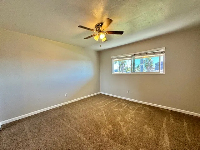 4010 Kansas St — Photo 10