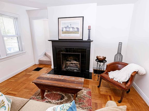 Fireplace with gas logs