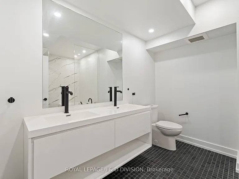 314 Lonsdale Rd #4 — Photo 20