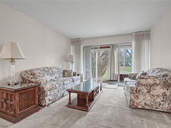 4th image of 3066 Kent Rd APT 112