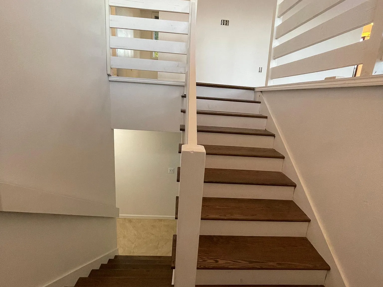 18125 Helms Ct — Photo 3