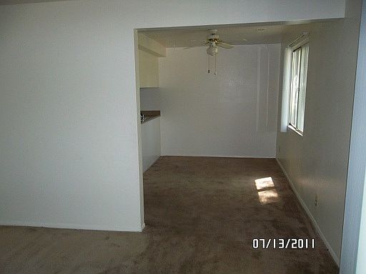 3rd image of 5304 S 900 E APT 10