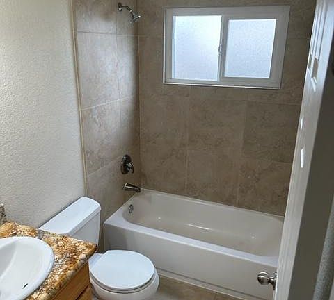 2nd image of 3306 Kordes Way