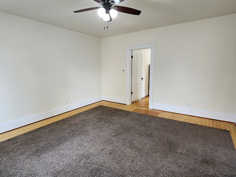 1002 E Main Street — Photo 1