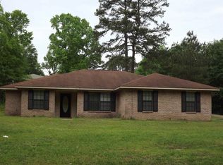 966 Crestview Dr N, Atlanta, TX 75551