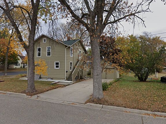 2nd image of 1406 11th St E