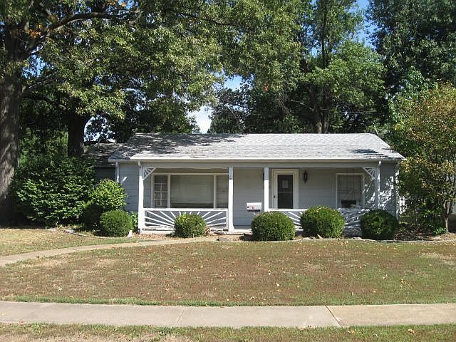 2nd image of 3406 Franklin Ave