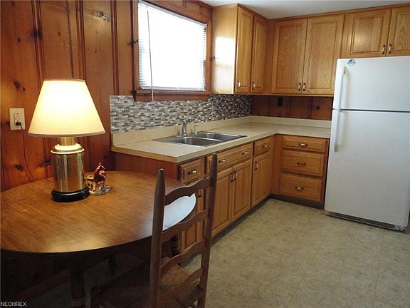 3rd image of 4479 Clifton Ave