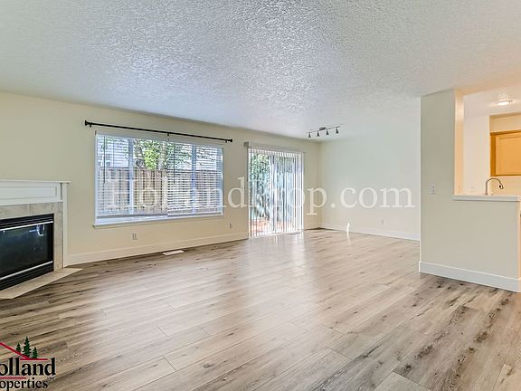 4th image of 1244 NE Kinney St